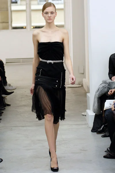 Look 14